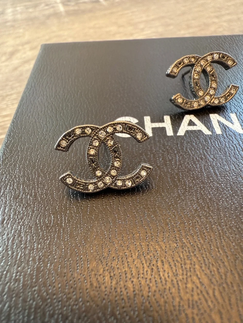 CHANEL CC Stud Earrings Silver Metal Black & Crystal Pre-Fall 2014